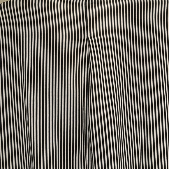 Zara basic collection, long sleeve blouse, sz small, black and white stripe - Picture 7 of 11